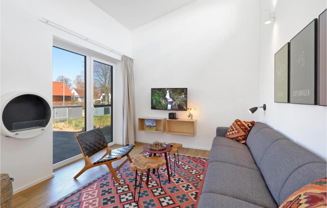 Nice Home In Lembruch-Duemmer See With Sauna Eksteriør bilde